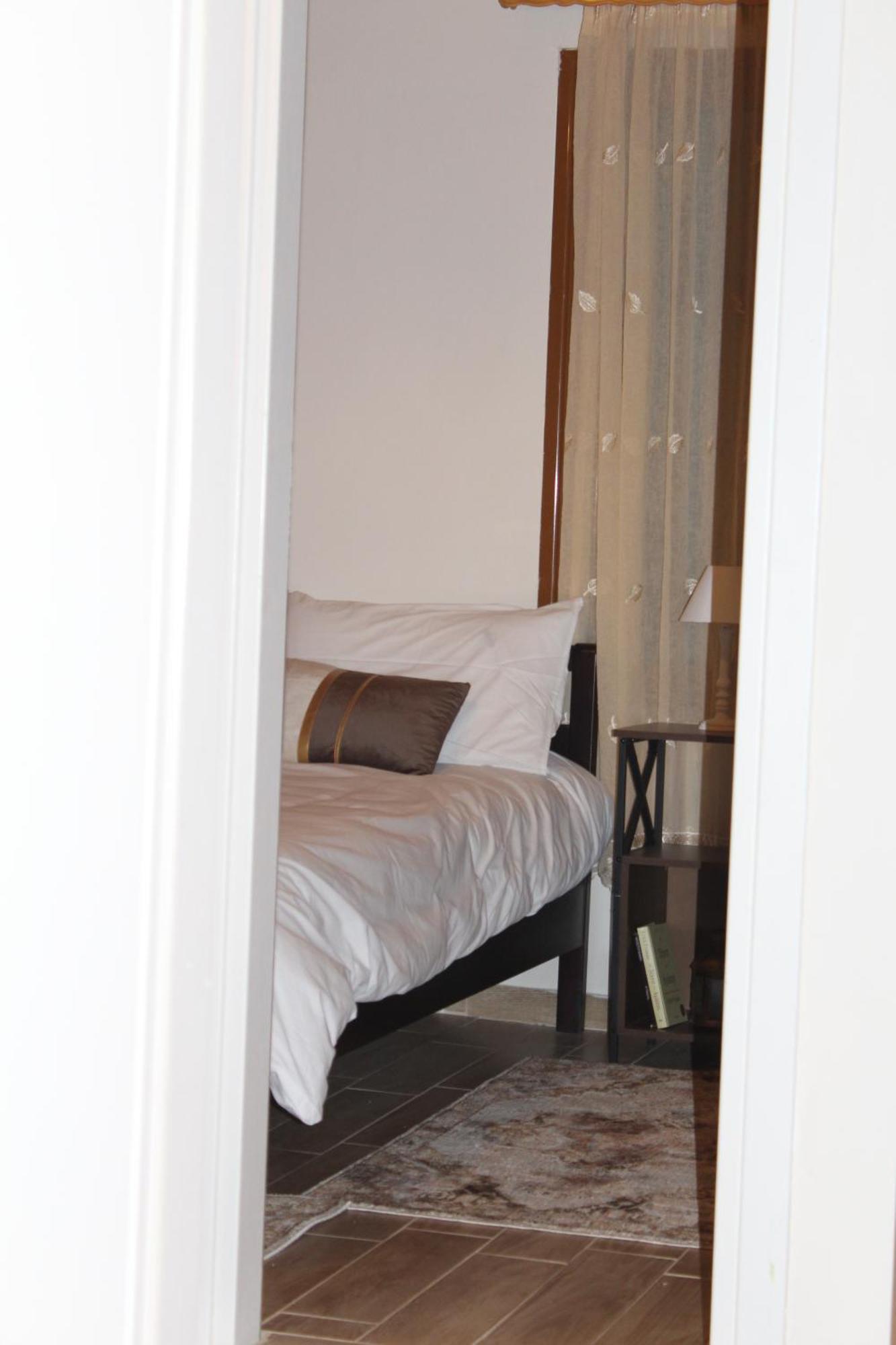 Point Of View 2 Apartment Pramanta Bagian luar foto