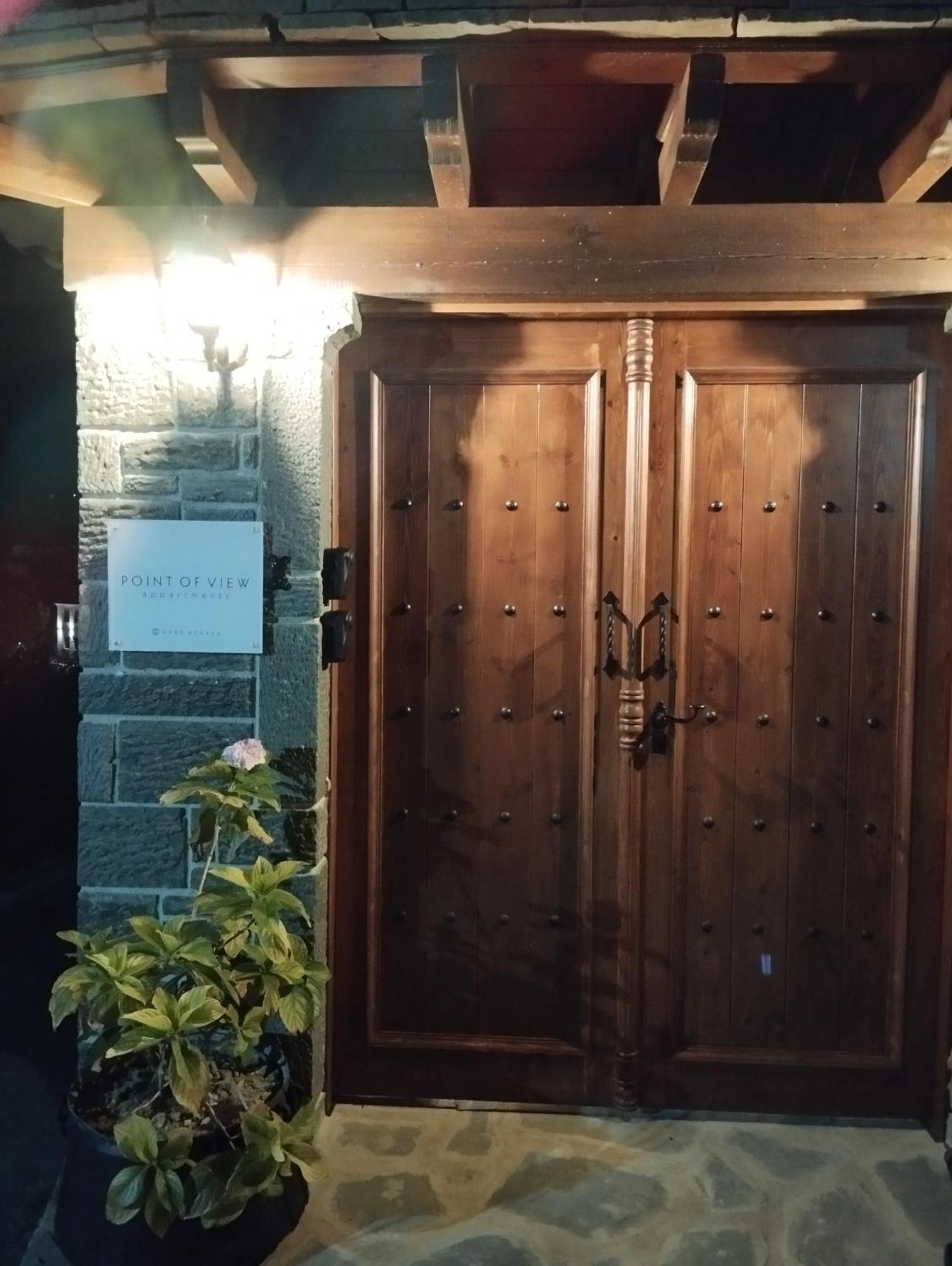 Point Of View 2 Apartment Pramanta Bagian luar foto