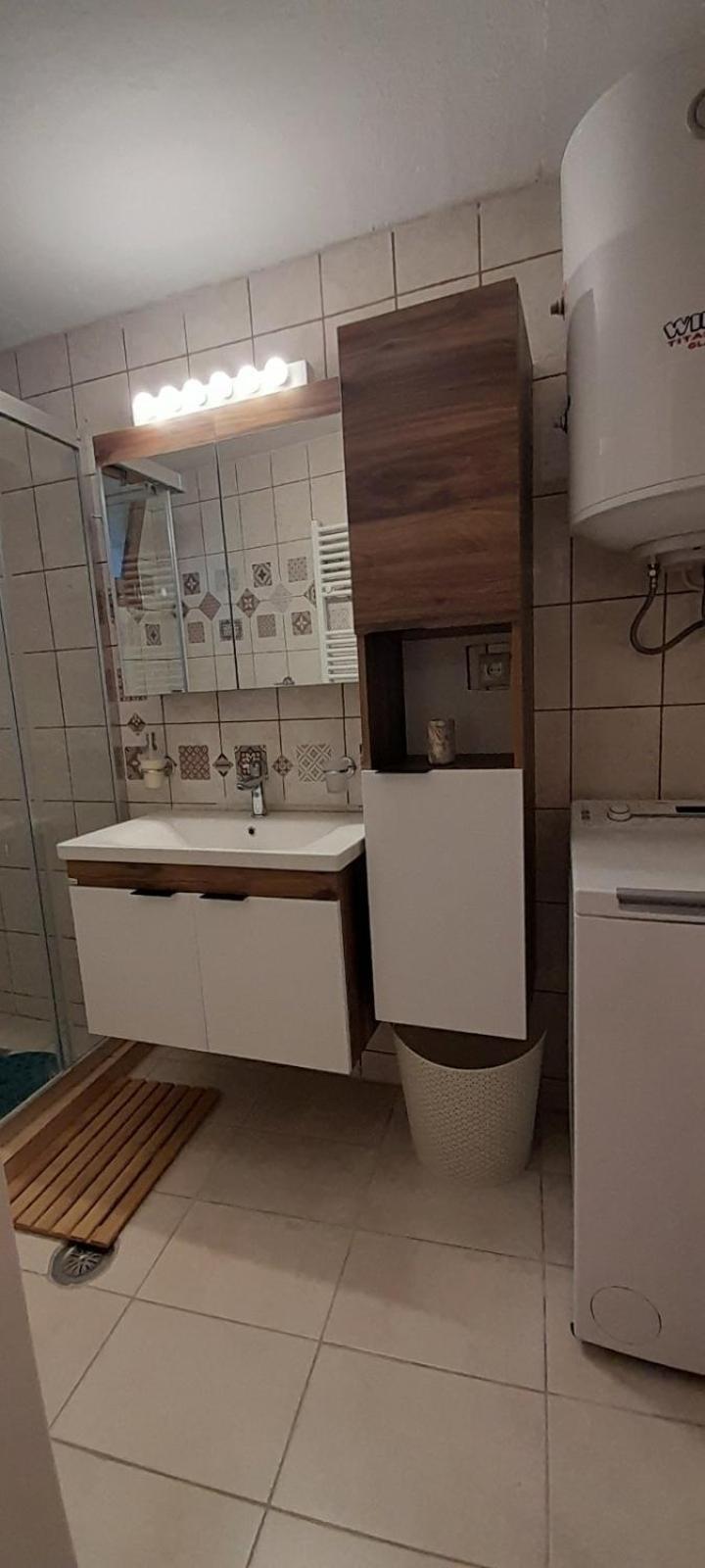 Point Of View 2 Apartment Pramanta Bagian luar foto